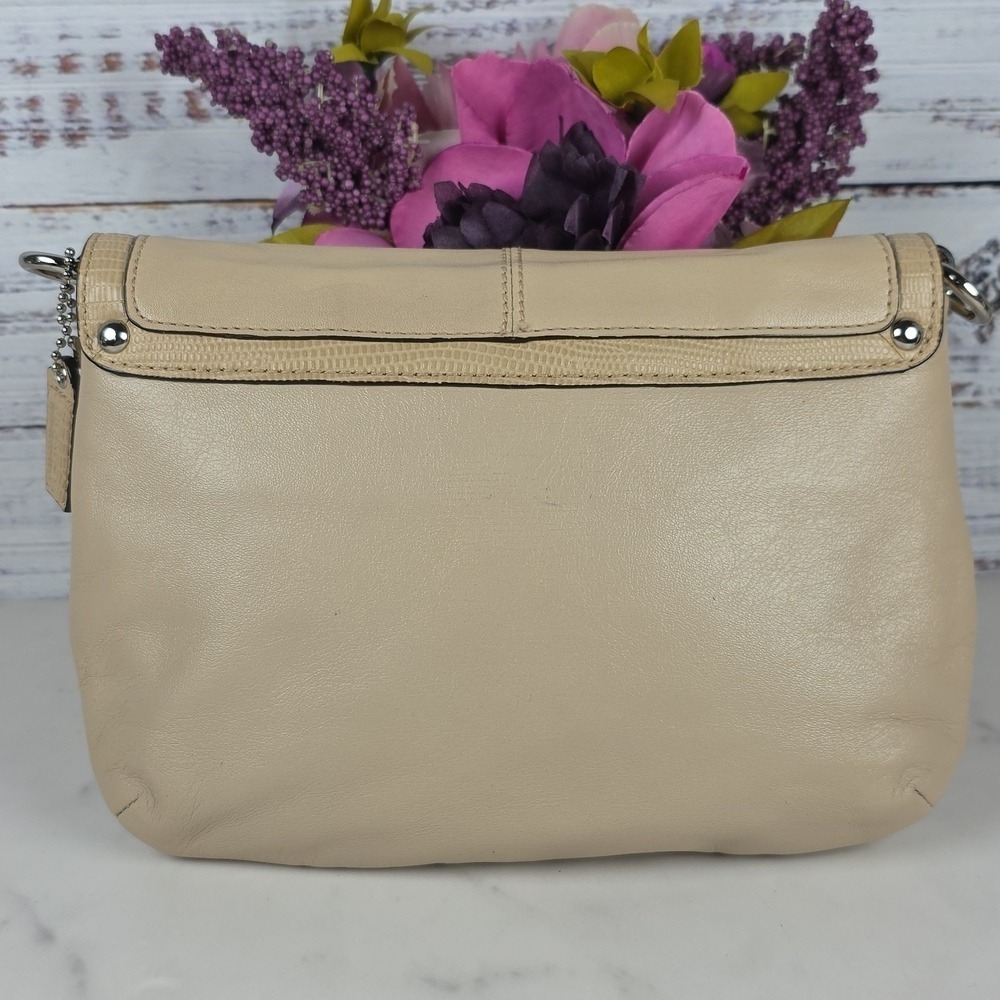 COACH KRISTIN SHOULDER BAG BEIGE CREAM  CROSSBODY‎ SMALL PURSE GUC - Picture 9 of 13